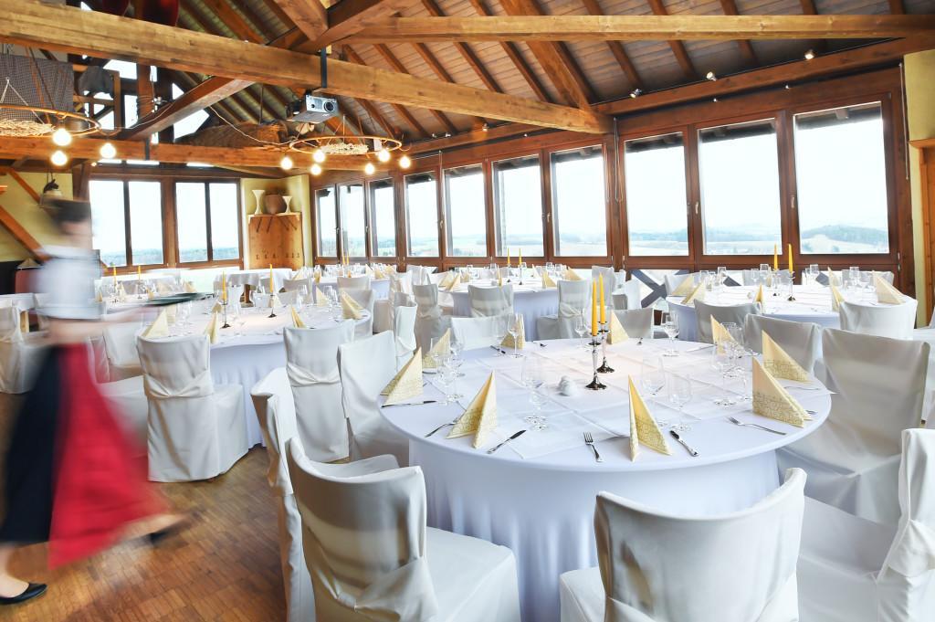 Hotel Neue Hoehe Klingenberg Eksteriør billede